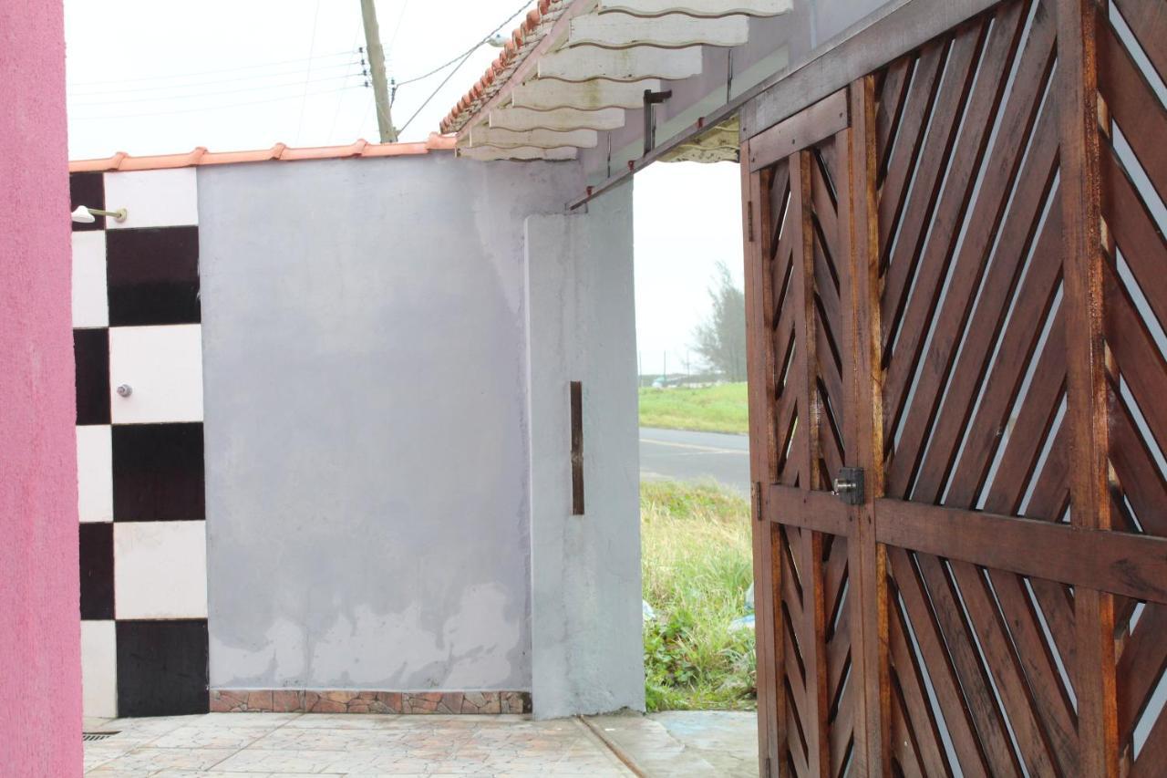 Casa De Frente Para O Mar Em Ilha Comprida Sp Bagian luar foto